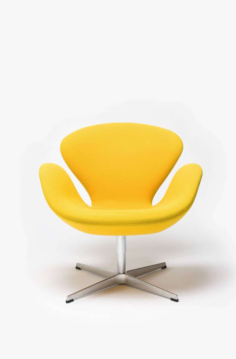Von der Tierwelt inspiriert: Der „Swan Chair“ von Arne Jacobsen aus dem Jahr 1958 . . .