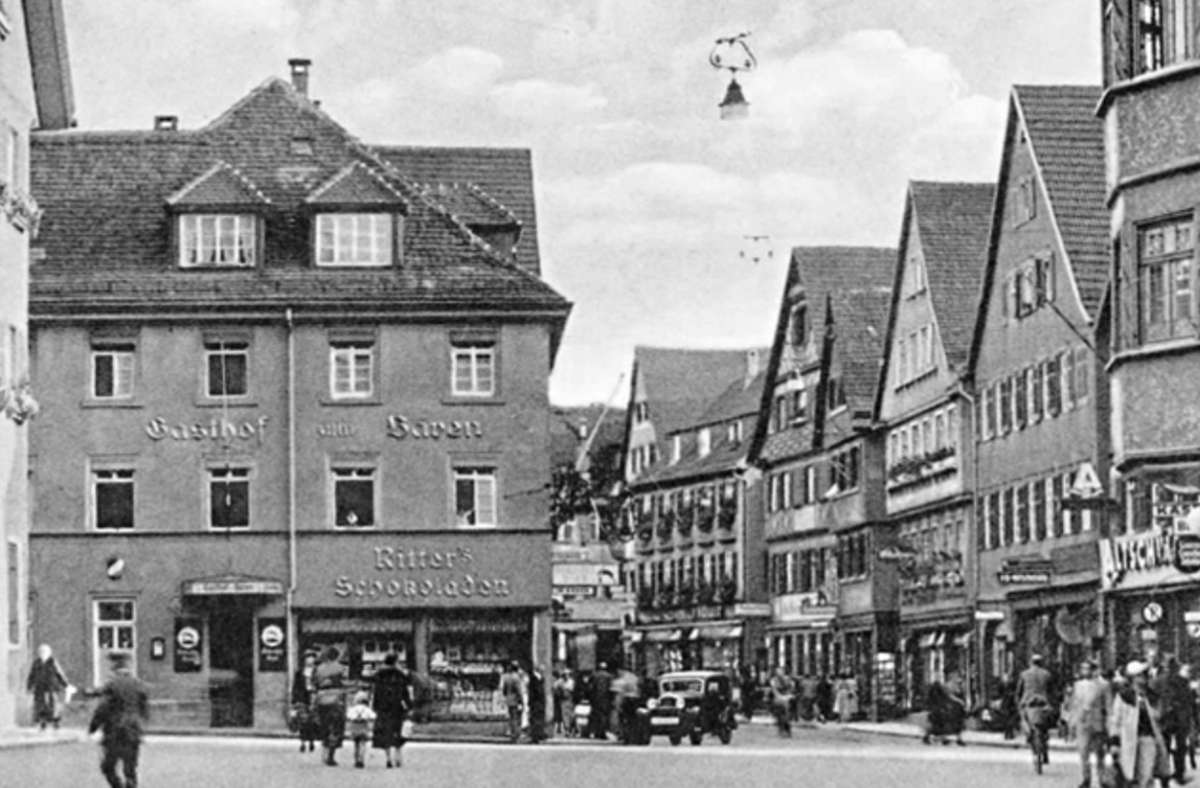 In der Marktstraße beim historischen Rathaus hatte Alfred Ritter auch noch ein Schokoladen-Verkaufsgeschäft.