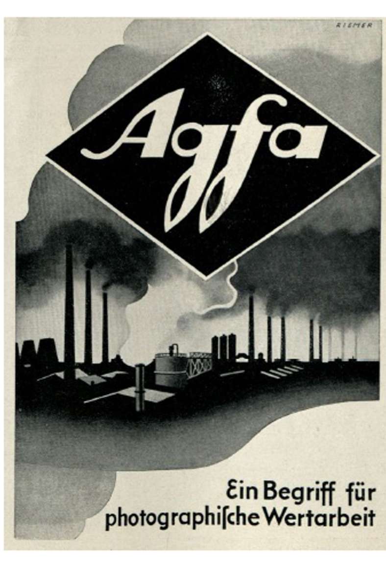 Die folgenden Anzeigen sind aus der Zeitschrift „Elegante Welt“, Jahrgang 1942, entnommen.