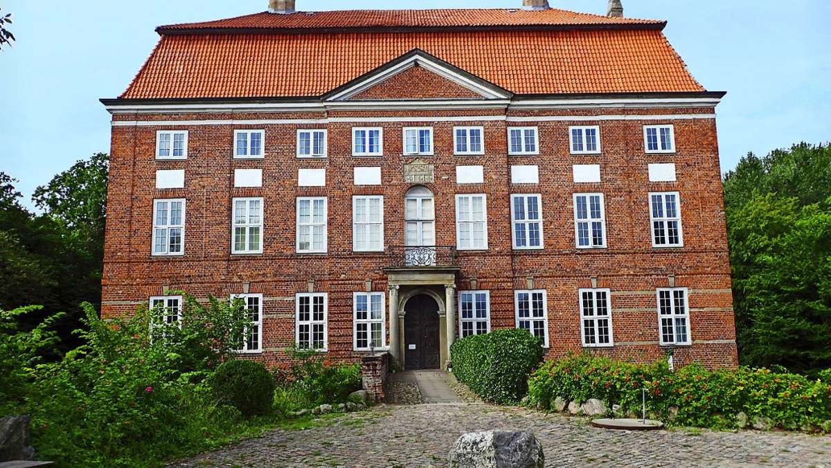  Auch im nördlichsten Bundesland gibt es ein Ludwigsburg mit Schloss – eine Stippvisite auf dem Gut, das ein Diplomat in dänischen Diensten 1729 gekauft und nach seinem Vornamen benannt hatte. 