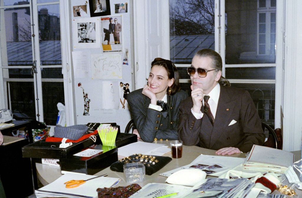 Inès de la Fressange war 1987 das erste Model mit einem Exklusiv-Vertrag bei Chanel.