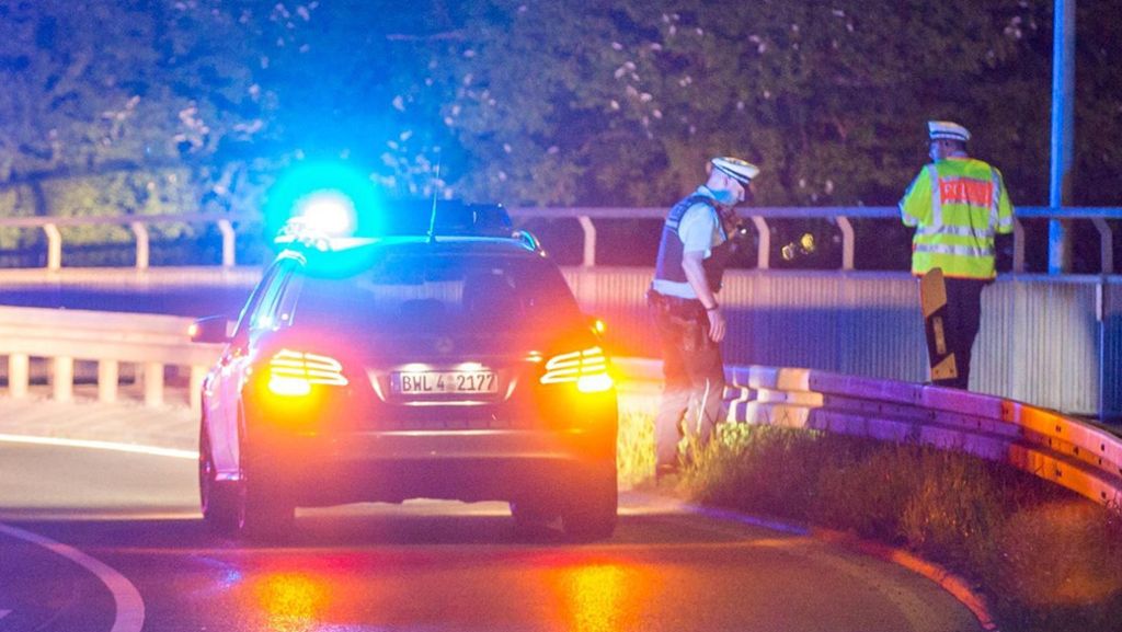 Spektakuläre Verfolgungsjagd im Rems-Murr-Kreis: Audi-Fahrer rammt Streifenwagen
