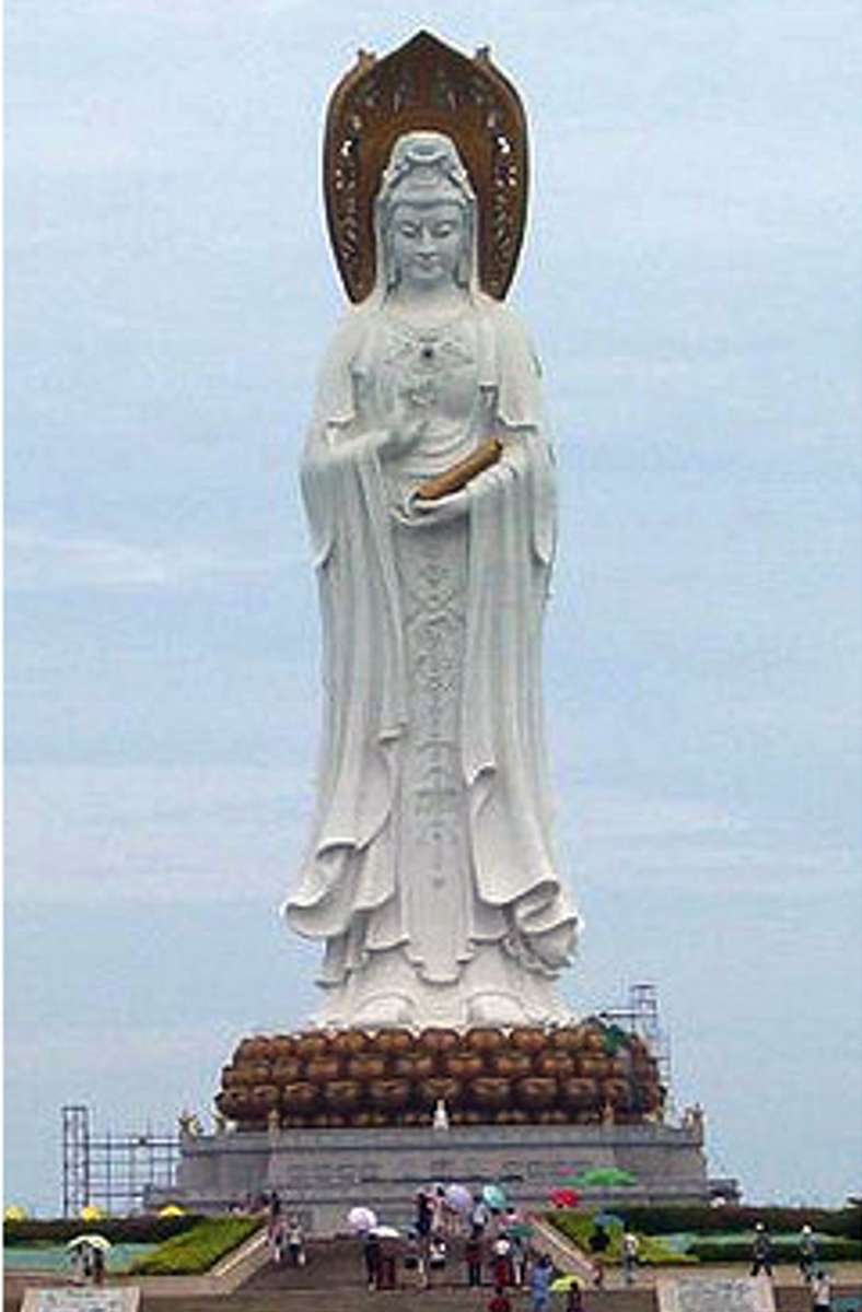 China – Guanyin-Statue in Sanya, Provinz Hainan, Gesamthöhe: 108 Meter, Statue: 78 Meter, Sockel: 30 Meter, Baujahr: 2005.
