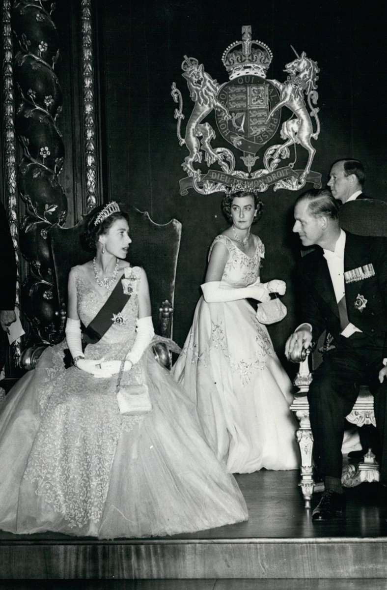 Immer im Hintergrund, immer verlässlich: Jahrzehntelang war Hicks eine Hofdame für Queen Elizabeth II.
