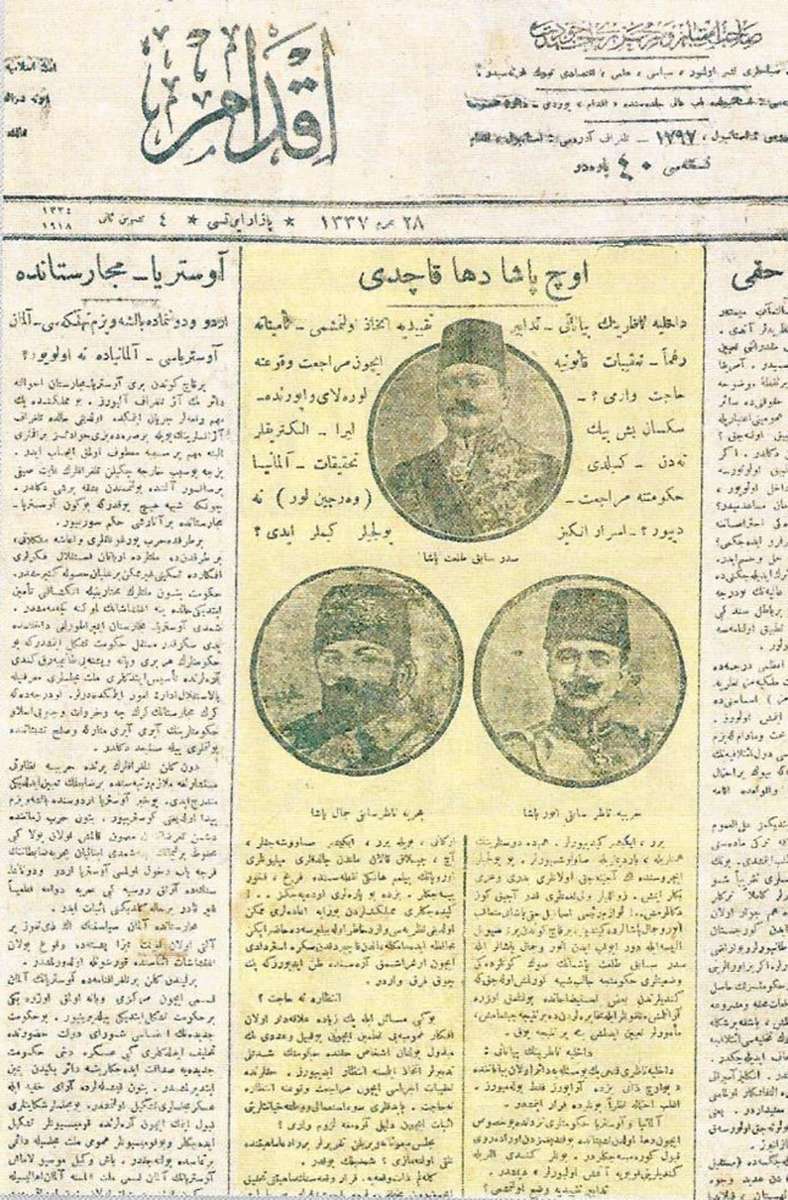 Die osmanische Zeitung İkdam berichtet am 4. November 1918, von der Flucht Talat Paschas (oben), Enver Paschas (rechts) und Cemal Pascha (links) – an Bord eines deutschen U-Boots.