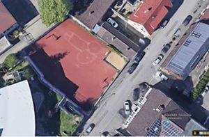 Google Maps zeigt Riesen-Penis auf Ulmer Basketballfeld