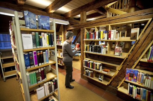 Bleibt die Stadtbücherei im Bebenhäuser Pfleghof? Foto: Pressefoto Horst Rudel