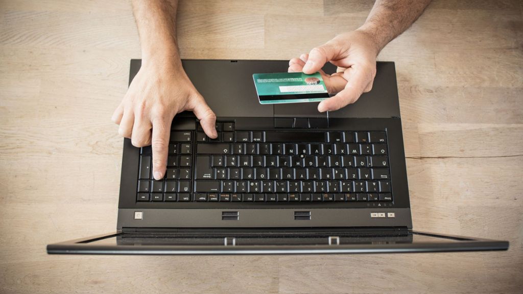 Handelsverbände warnen: Neue Kreditkarten-Richtlinie beim Online-Kauf überfordert Kunden