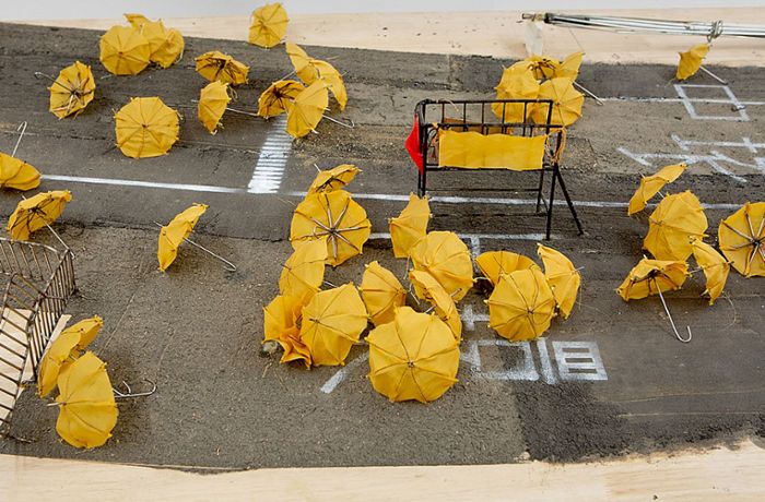 Mini-Regenschirme proben den Aufstand gegen China