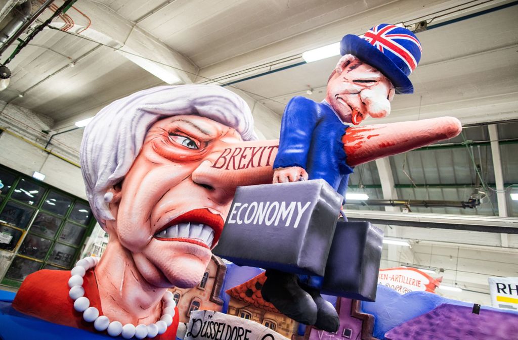Großbritanniens Premierministerin Theresa May hat auf ihrer langen Pinocchio-Nase die tödlich getroffene britische Wirtschaft aufgespießt.