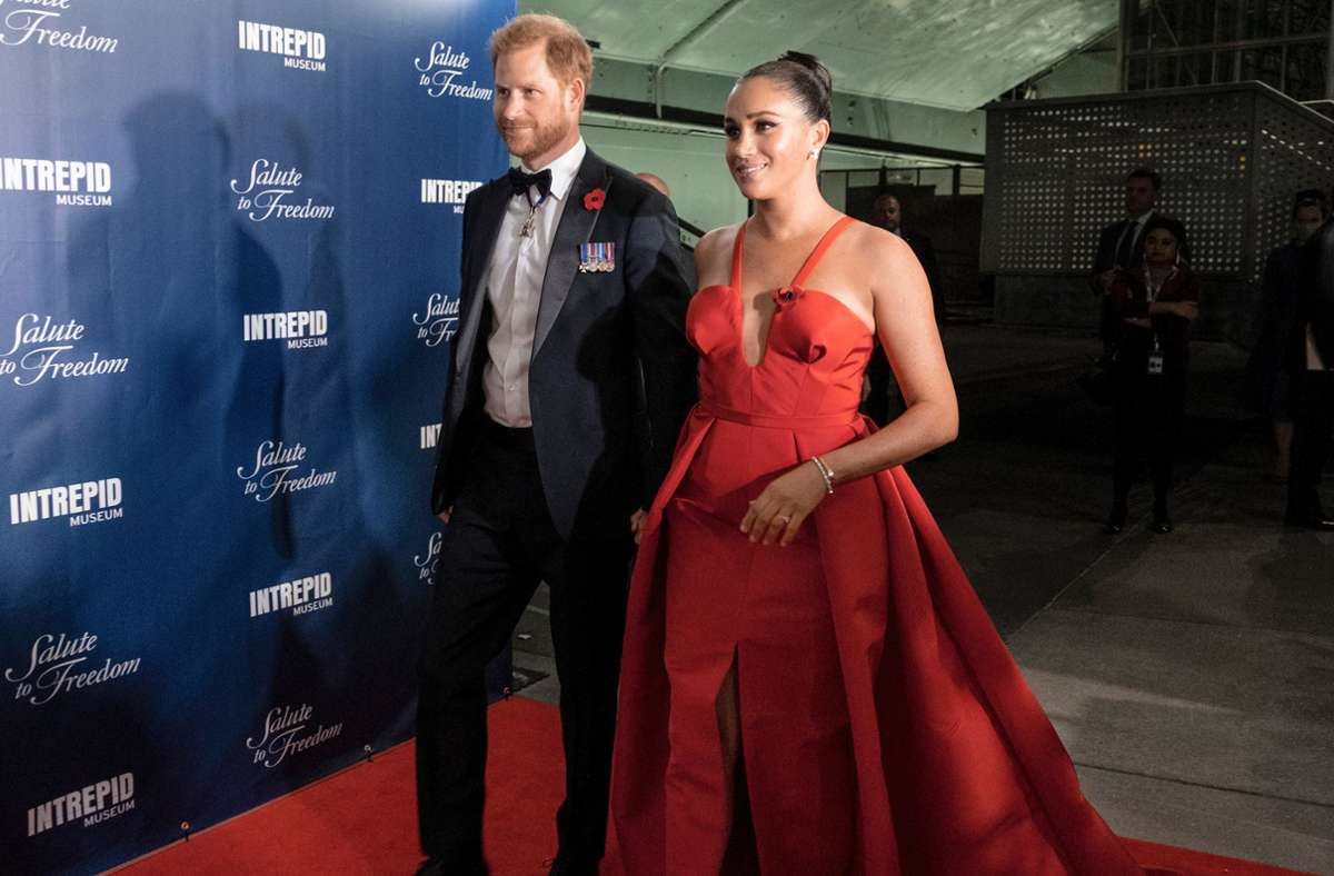 Ihre Auftritte auf roten Teppichen sind rarer geworden: Prinz Harry und Herzogin Meghan.