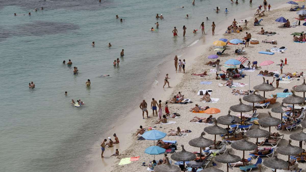 Urlaub auf Mallorca: Rettungsschwimmer am Ballermann  streiken unbefristet
