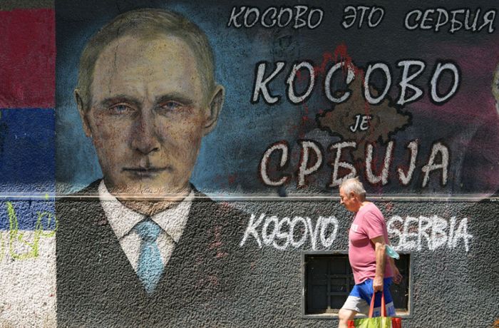 Russland unterstützt Serbien im Konflikt mit Kosovo