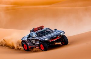 Mit dem Elektroauto durch die Wüste