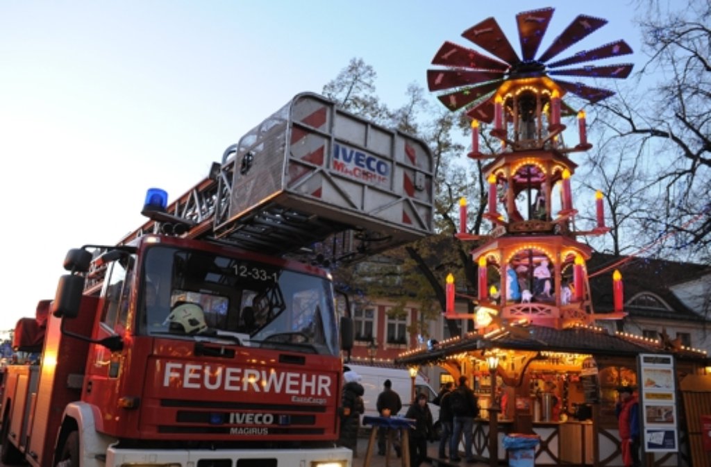 Der Weihnachtsmarkt "Blauer Lichterglanz" in Potsdam (Brandenburg) hat bis zum 29.12. geöffnet.