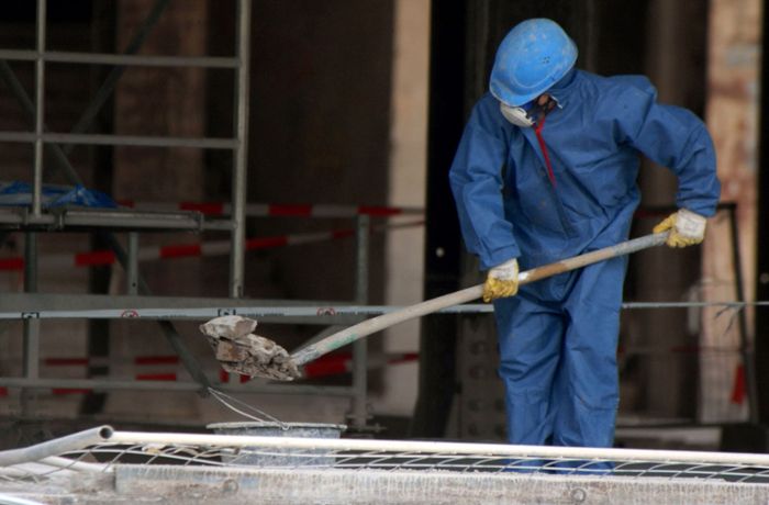 Unterschätzte Gefahr durch Asbest: Respekt, wer sich selbst schützt