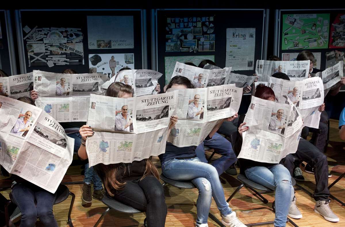 Im Unterricht Zeitung lesen: Viele Klassen in Stuttgart und der Region starten jetzt mit dem Projekt Zeitung in der Schule. Foto: H/rst Rudel