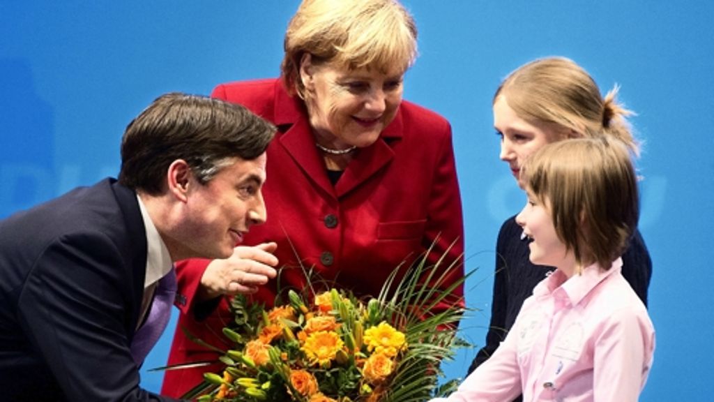  Für Kanzlerin Angela Merkel geht es im Wahlkampf in Niedersachsen auch um die eigenen Chancen, im Amt zu bleiben. Dabei strotzt sie vor Selbstbewusstsein und macht klare Ansagen. 