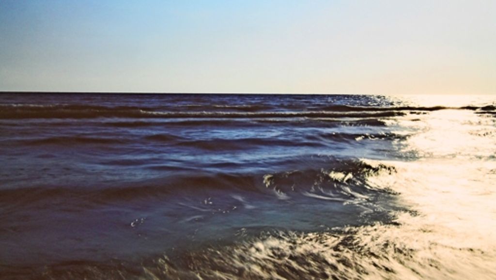 Paul Kistner zeigt seine Fotos: Meereshorizonte bei der Vernissage