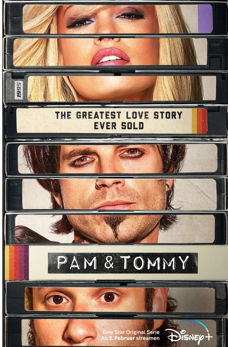 Lily James als Pamela Anderson, Sebastian Stan als Tommy Lee und Seth Rogen als Rand Gauthier in „Pam & Tommy“