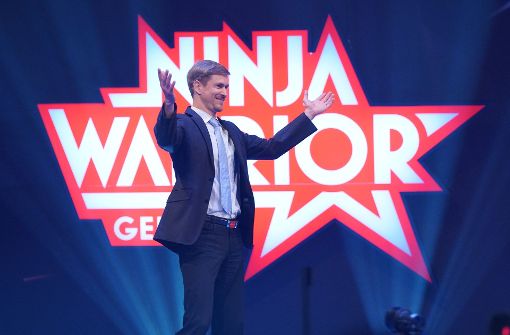 Diesen Anzug behält John-Edouard Ehlinger bei der Show „Ninja Warrior“ nicht lange an. Foto: RTL