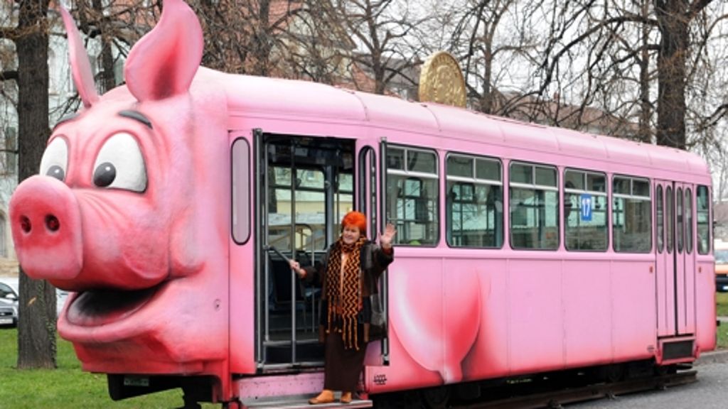 Schweinemuseum Stuttgart: Schweizer „Säu’li-Tram“ jetzt im Museum