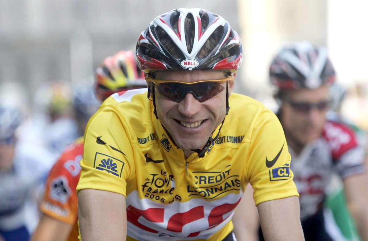 Tour de France 2005: Jens Voigt hat insgesamt 17 Frankreich-Rundfahrten bestritten. 2005 trägt er für einen Tag das Gelbe Trikot – nachdem er auf der neunten Etappe von Gérardmer nach Mulhouse nach einer Flucht über 150 Kilometer Dritter geworden war.