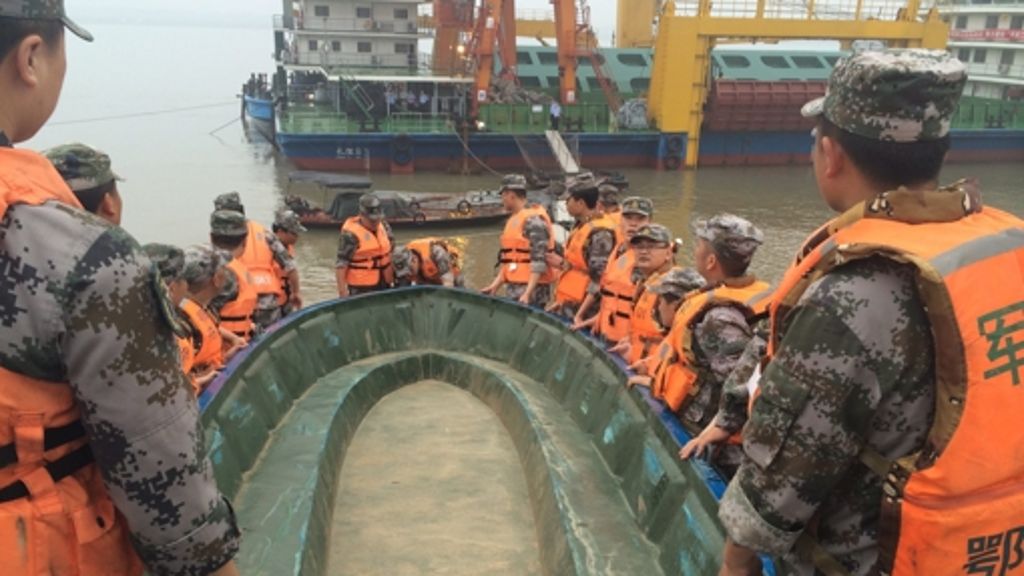 Schiffsunglück in China: 450 Menschen auf Jangtse-Strom verunglückt
