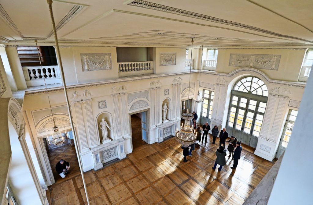 13-Zimmer-Villa, unmöbliert: Das Ludwigsburger Schloss Favorite wurde originalgetreu wiederhergestellt.