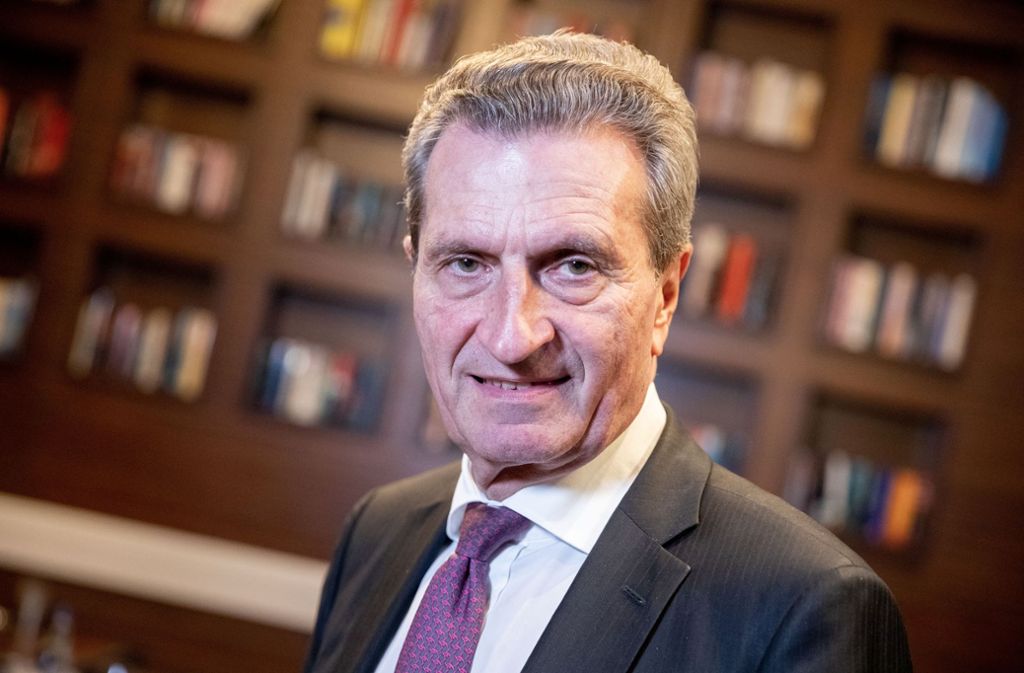 Im Juli wurde bekannt, dass Oettinger künftig mit seiner neu gegründeten Firma „Oettinger Consulting“ als Wirtschafts- und Politikberater arbeiten möchte.