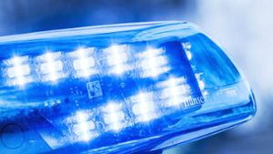 Kriminalpolizei ermittelt: Esslingen: Tote Frau aus Neckar  geborgen