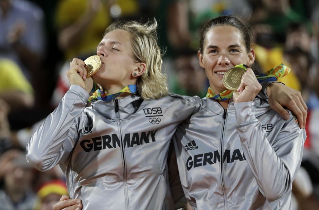 Goldmedaille im Beachvolleyball in Rio de Janeiro: Einen besseren Ort, um Geschichte zu schreiben, hätten sich Laura Ludwig und Kira Walkenhorst nicht aussuchen.