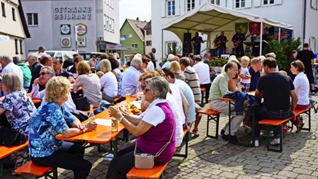 Marktplatzfest in Degerloch: Zum Auftakt genügen zwei Schläge