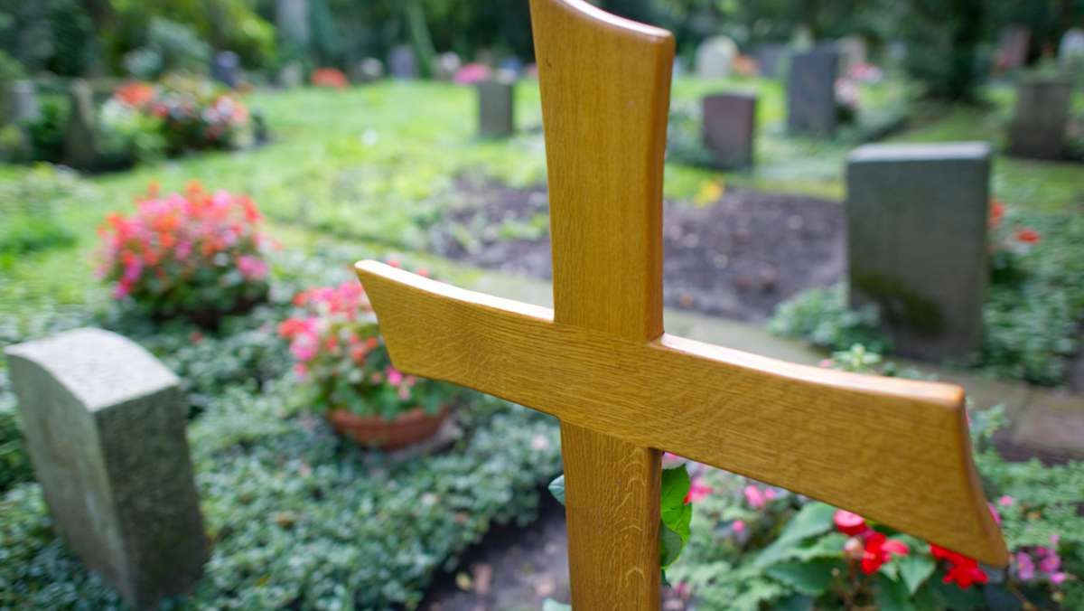 Waldfriedhof Leonberg: Wenn zur Trauerfeier die Worte fehlen