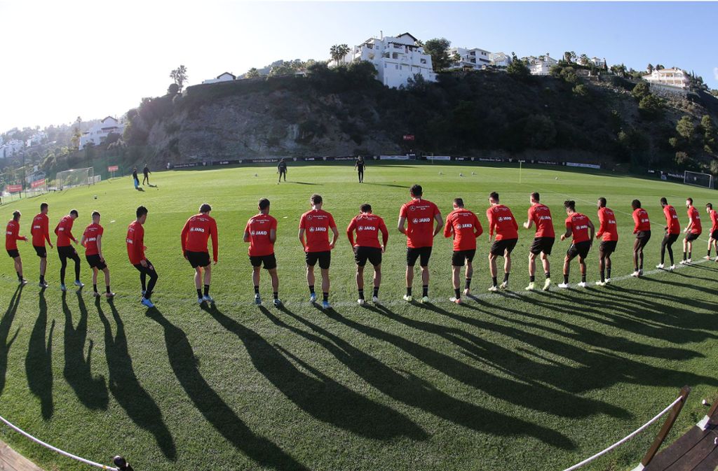 Intensive Tage liegen im recht langen Trainingslager in Marbella hinter den VfB-Spielern.