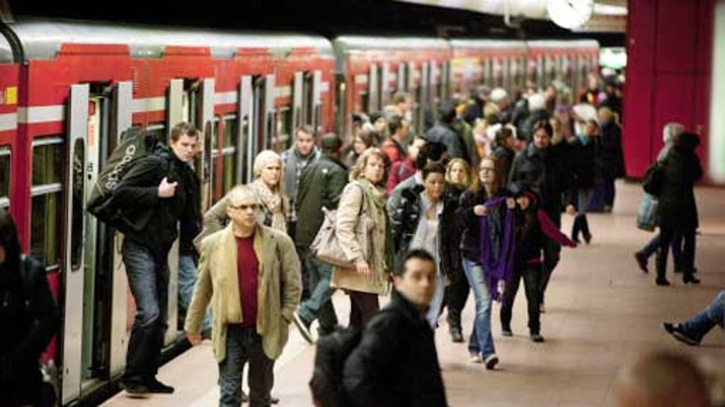 S-Bahn Verkehr: Region kauft weitere acht S-Bahn-Züge
