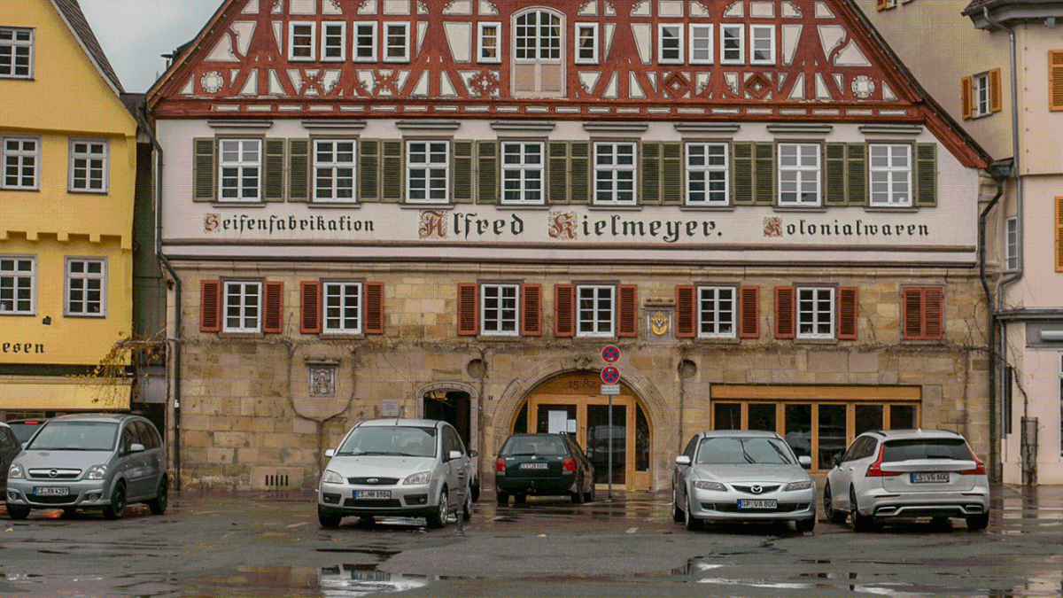 Esslingen Früher und Heute: Modernisierte Geschichte am Marktplatz