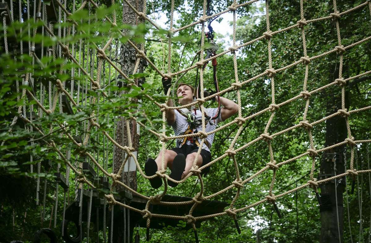 Der Tarzansprung ist eines der Highlights des Waldseilgartens.