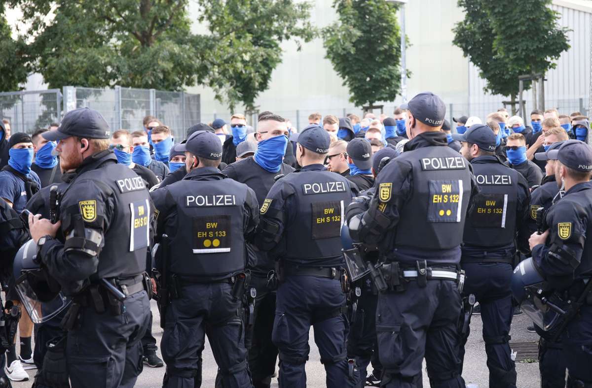 Größeres Polizeiaufgebot in Degerloch.