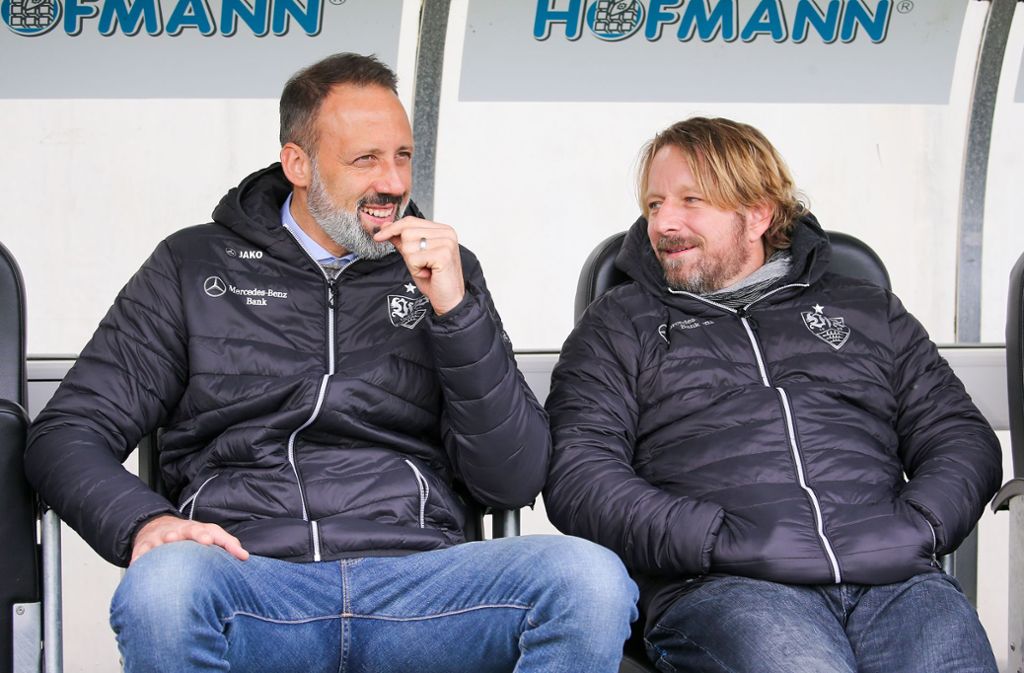VfB-Coach Pellegrino Matarazzo und Sportchef Sven Mislintat.