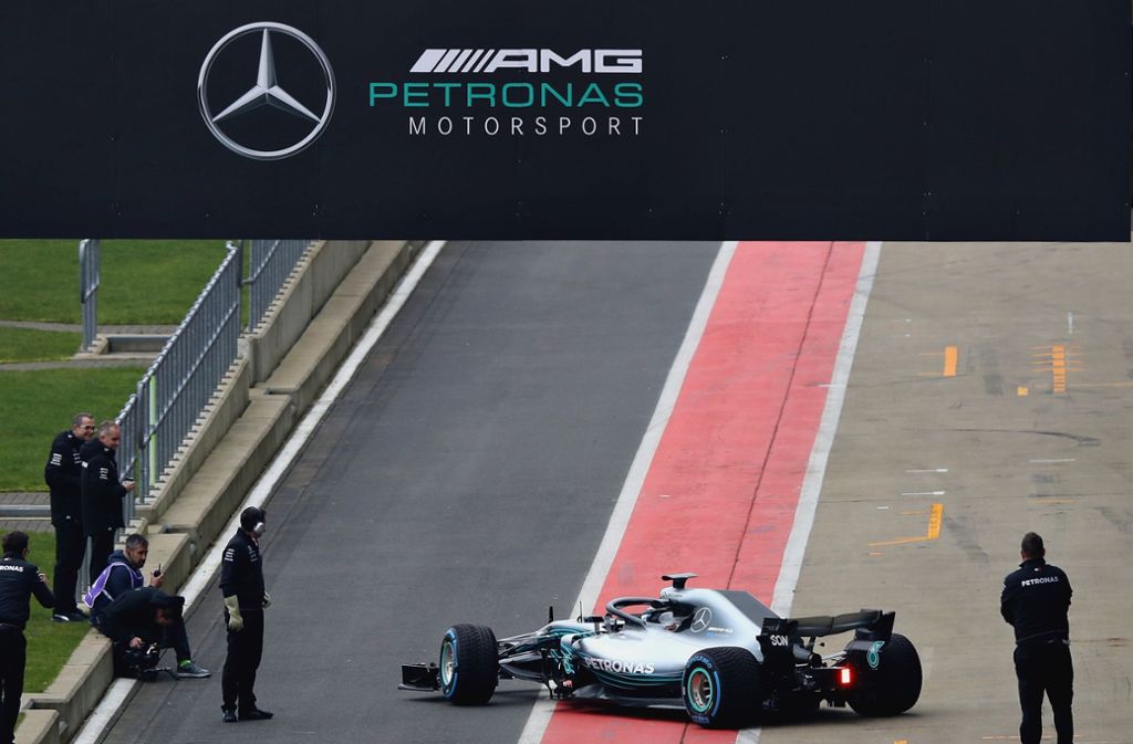 Valtterie Bottas durfte den neusten Rennwagen aus dem Hause Mercedes AMG Petronas als Erster fahren.
