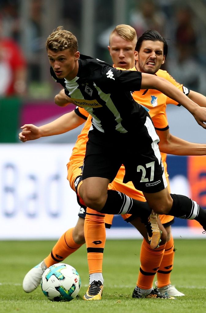 Für Mickaël Cuisance ist Borussia Mönchengladbach die erste Profi-Station seiner Karriere. Der 17-jährige Elsässer wechselte im Sommer 2017 von der U19-Mannschaft des AS Nancy in die Bundesliga.