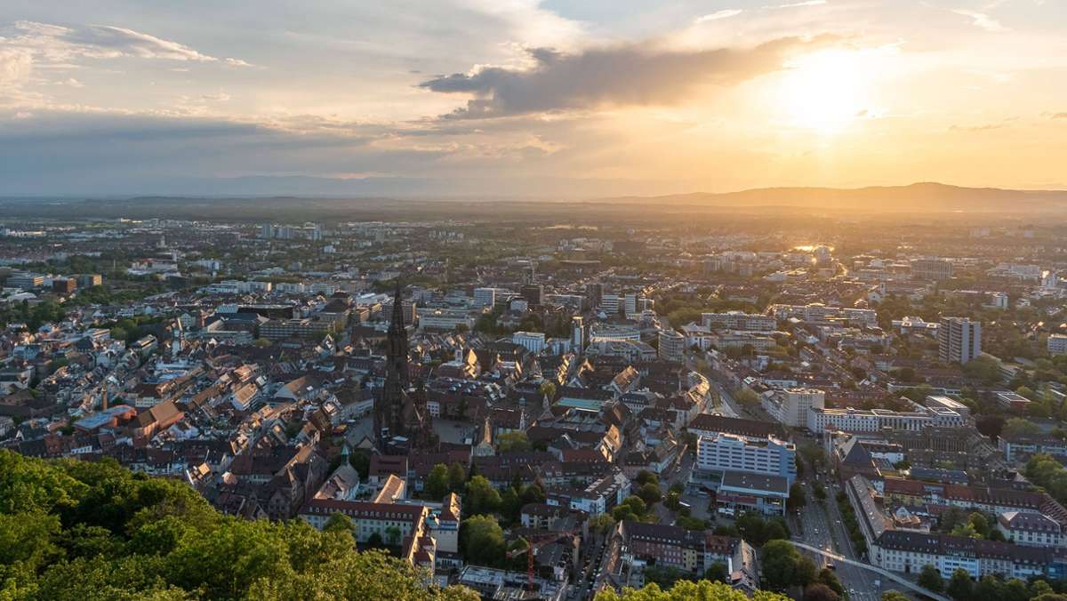  „Lonely Planet“ veröffentlicht wie vor Corona eine weltweite Best-in-Travel-Liste für das kommende Jahr. Ganz vorne dabei ist Freiburg - als Öko-Metropole mit Lebensqualität. 