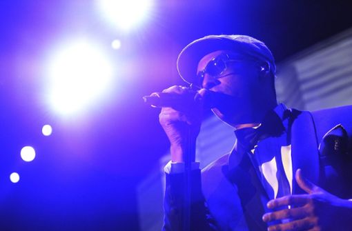 Einige Kommunen möchten nicht, dass Sänger Xavier Naidoo bei ihnen auftritt – andere sehen seine Konzerte weniger kritisch. Foto: dpa/Steffen Schmidt