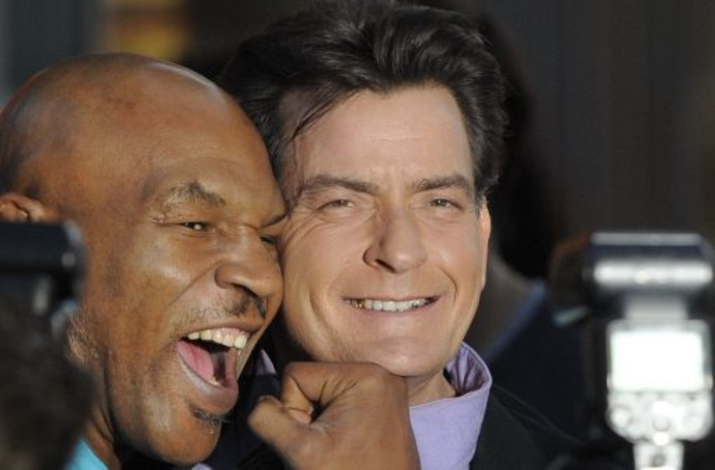 Schlagkräftige Kumüel: Mike Tyson und Charlie Sheen.