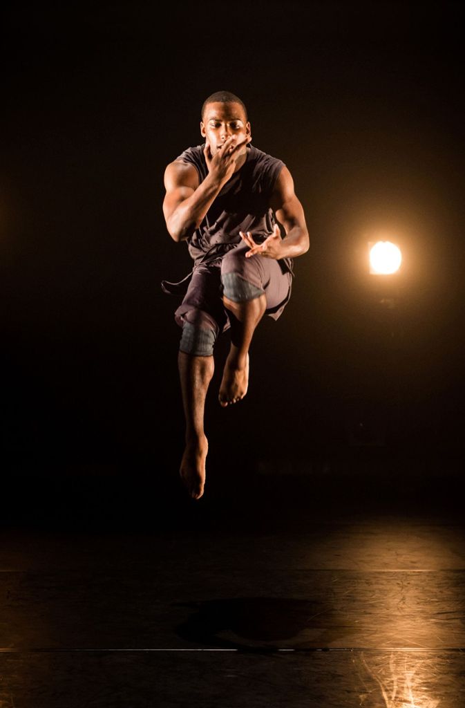 A.I.M. steht für Abraham in Motion – und in Fahrt bringt Choreograf Kyle Abraham seine Tänzer in „Drive“ auch.