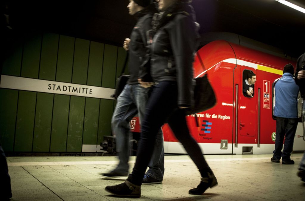 Die S-Bahnen sollen möglichst kurz in den Stationen halten. Foto: Lichtgut/Leif Piechowski