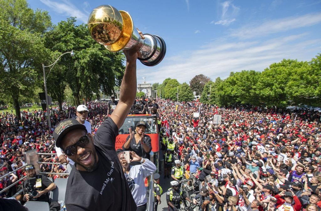 In Toronto wurde gefeiert was das Zeug hält: Die Toronto Raptors holten sich den NBA-Titel.