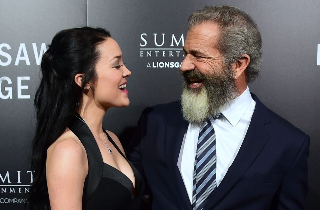 Für Mel Gibson ist es bereits das neunte Kind, für die Autorin Rosalind Ross ist es der erste Nachwuchs.