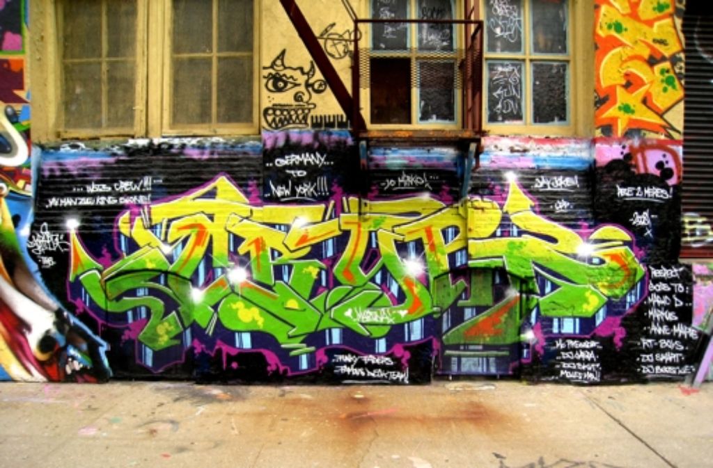 Ein Graffiti von DJ Crypt in New York. Heute sprüht er nur noch legal. Früher nicht. Foto: StZ